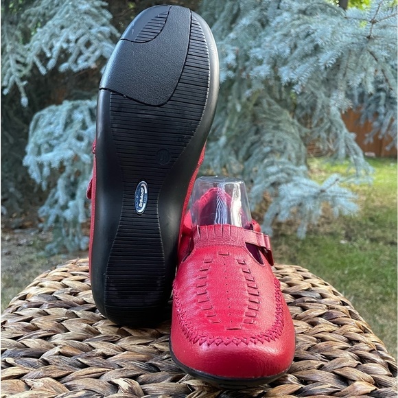 NEW Red Leather Air-Pillow Insoles Driving Moccasin T-Strap Mary Jane Flats. 10 - Picture 11 of 11
